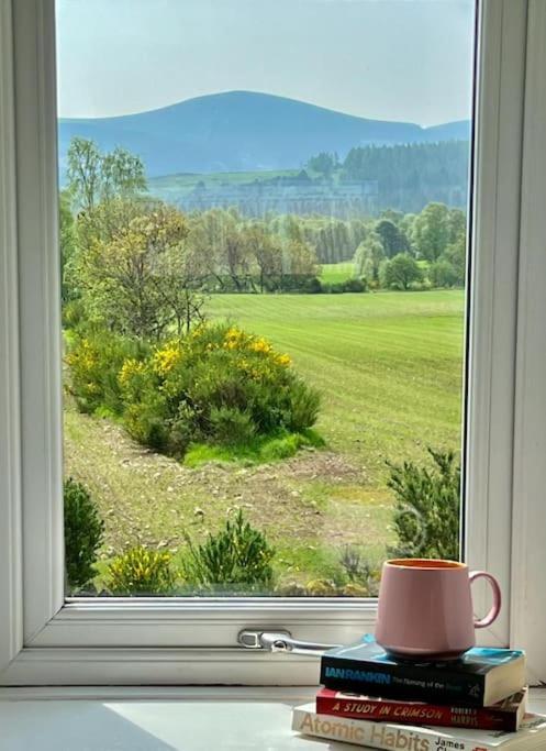 Cosy Country House In Deeside Finzean Szoba fotó